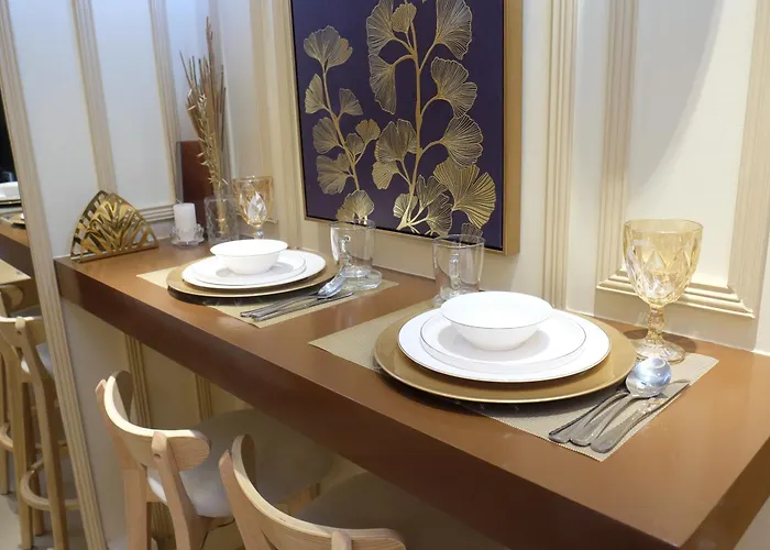 Apartment Lourdes' Place, Shore 2-tower 1, 2 Beds, Pasay Near Mall Of Manila