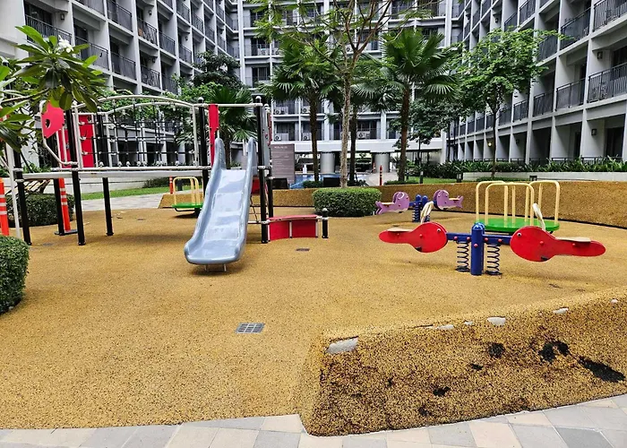 Apartment Lourdes' Place, Shore 2-tower 1, 2 Beds, Pasay Near Mall Of