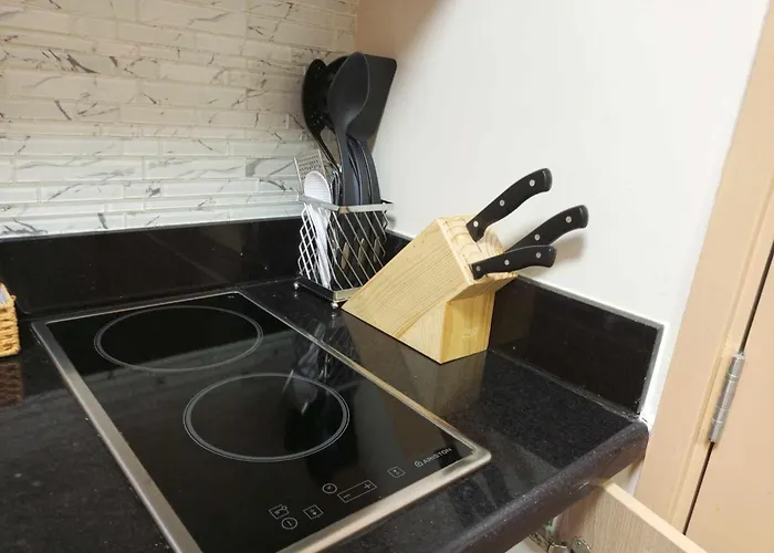 Apartment Lourdes' Place, Shore 2-tower 1, 2 Beds, Pasay Near Mall Of